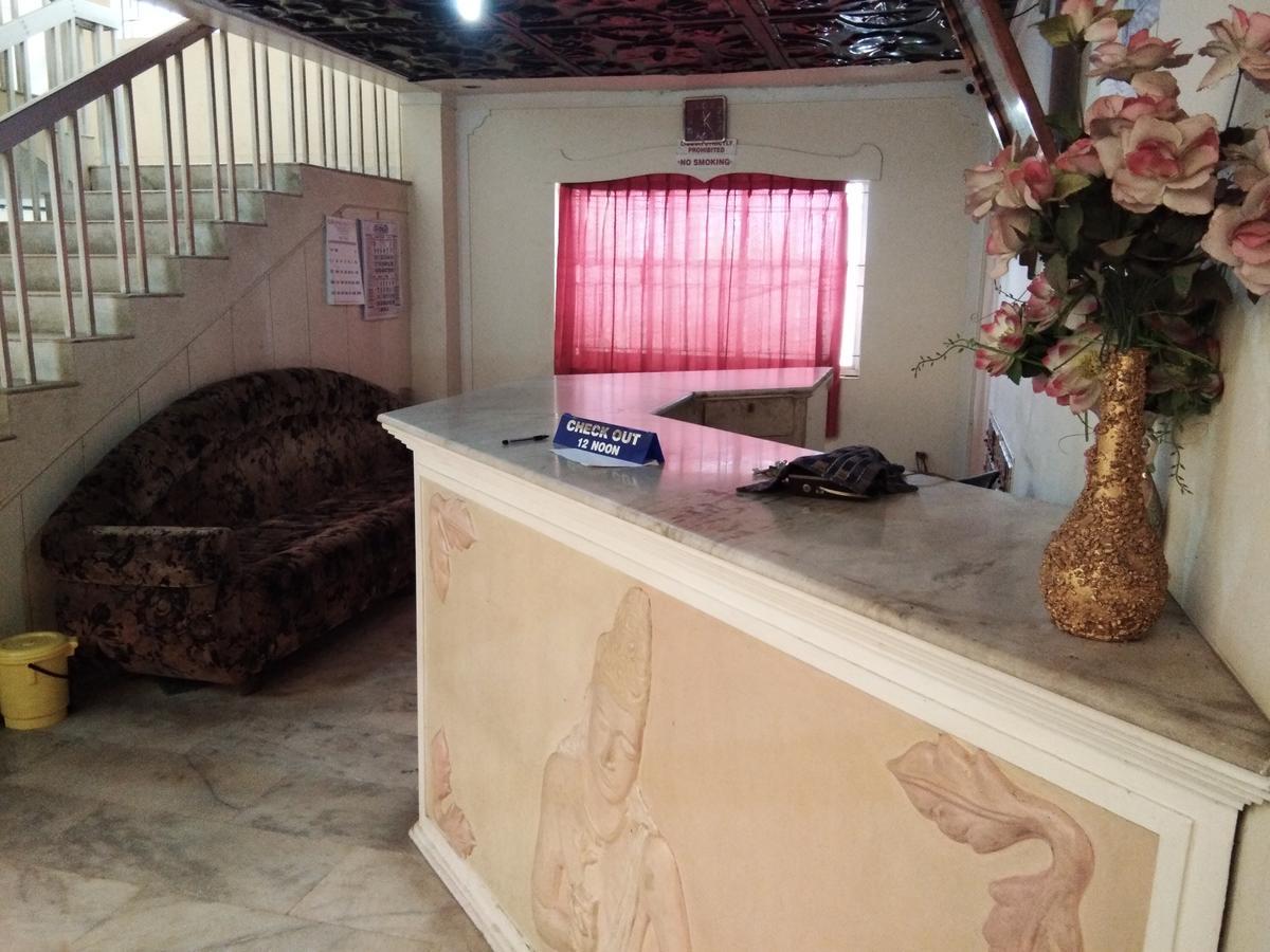 Chakkalakkal Residency Hotel Ambalavayal ภายนอก รูปภาพ