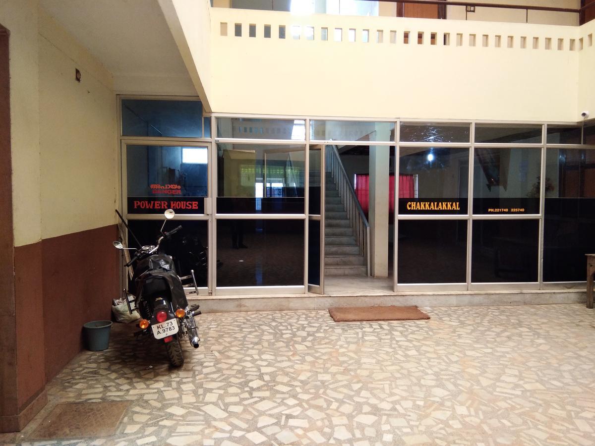 Chakkalakkal Residency Hotel Ambalavayal ภายนอก รูปภาพ